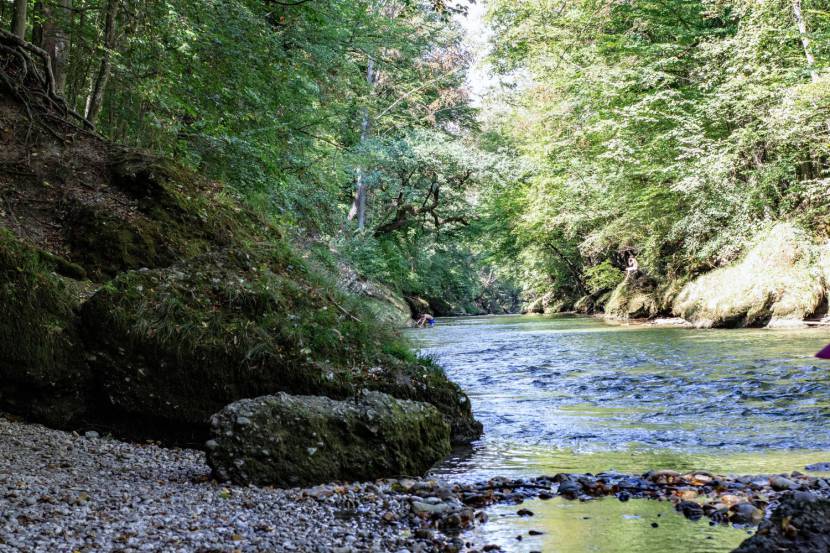 Abkühlung direkt am FLuss