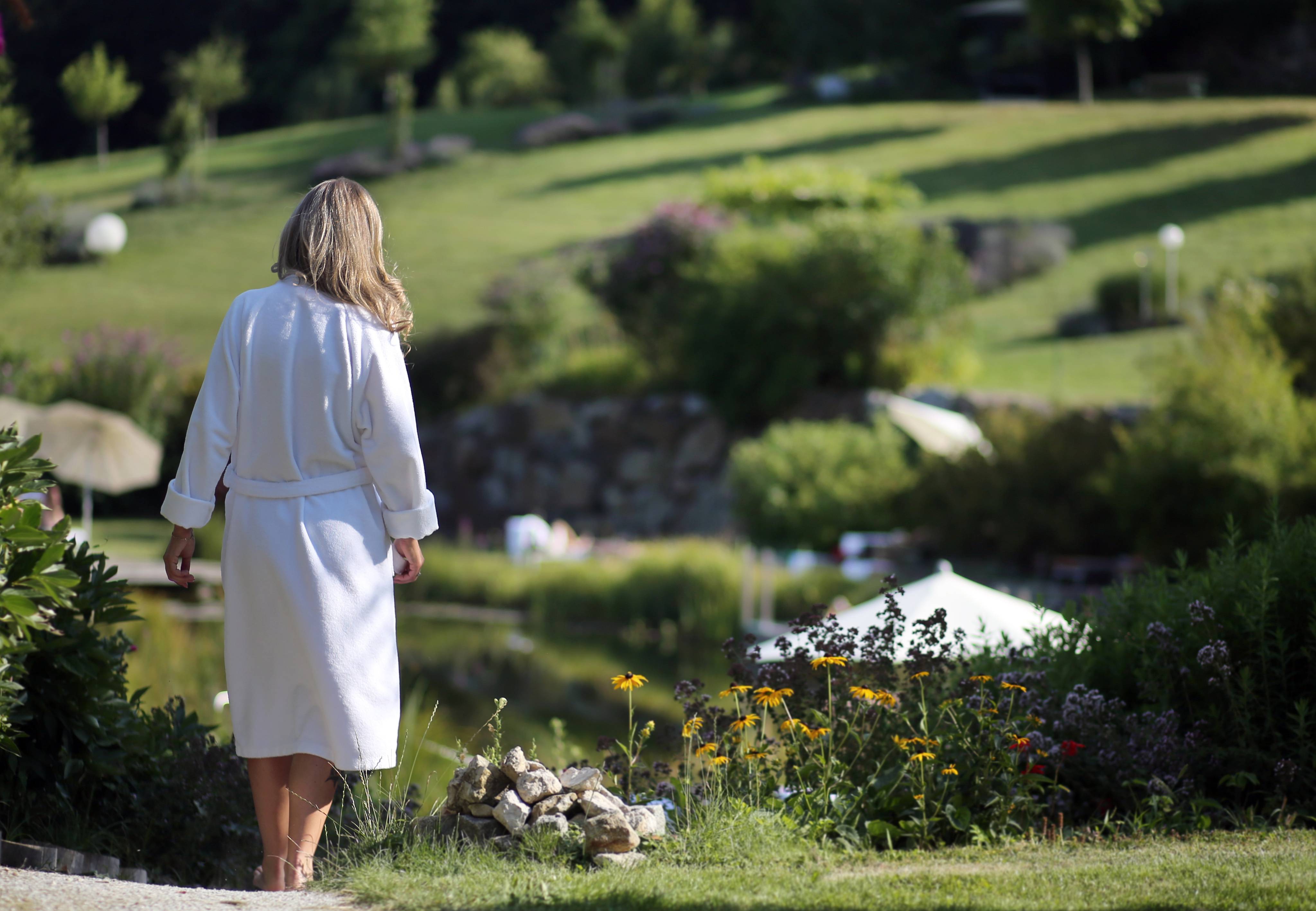 Herbststimmung im RelaxGarten im Wellnesshotel Österreich