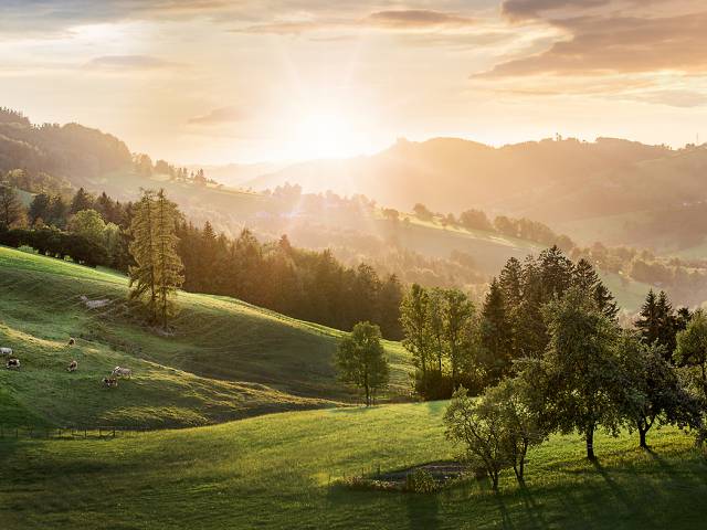 Sonnenaufgang am Panoramahöhenweg