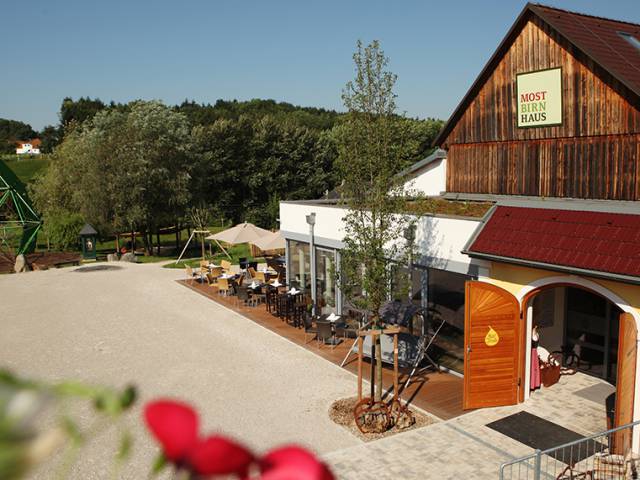 Aussenansicht Mostbirnhaus Ardagger