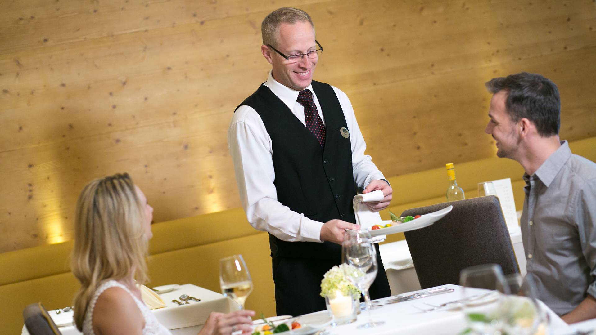 chef de rang im 4 Sterne S Hotel